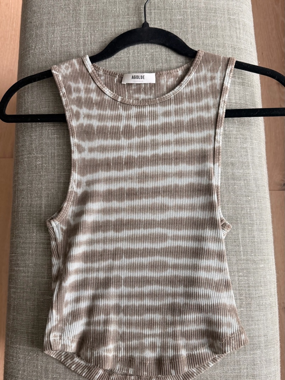 Agolde Beige and White Ribbed Tie-Dye Tank Top